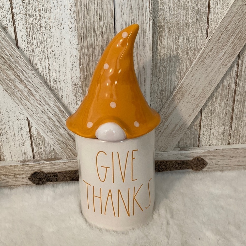 Rae Dunn Give Thanks Gnome Candle
